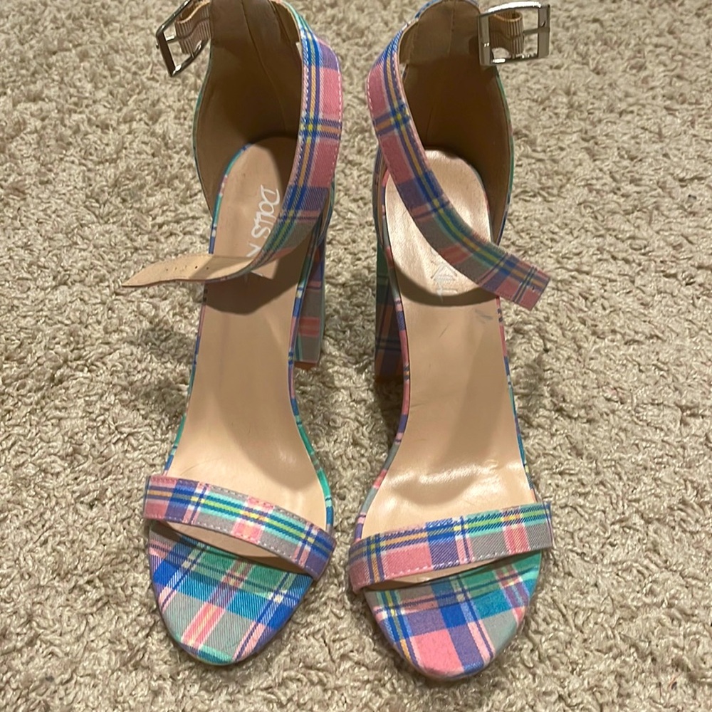 Pastel plaid heels